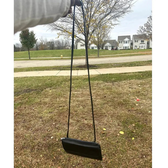 Fossil Genuine Leather Crossbody Women’s Wallet - Picture 9 of 9